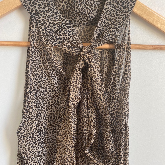 NILI LOTAN Ceyda Top in Khaki Micro Leopard Print - Picture 7 of 13